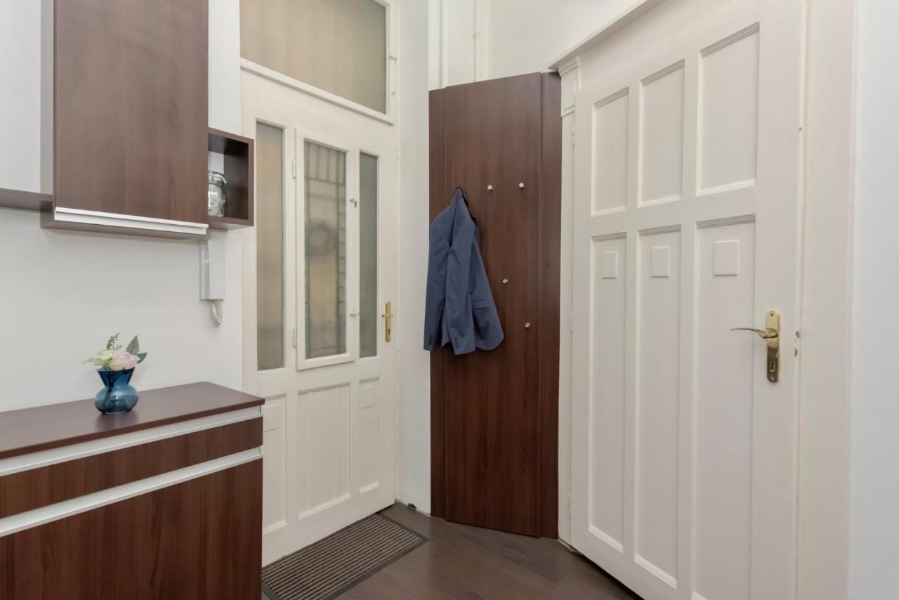 Corvina Apartment Budapest With Free Private Parking Extérieur photo