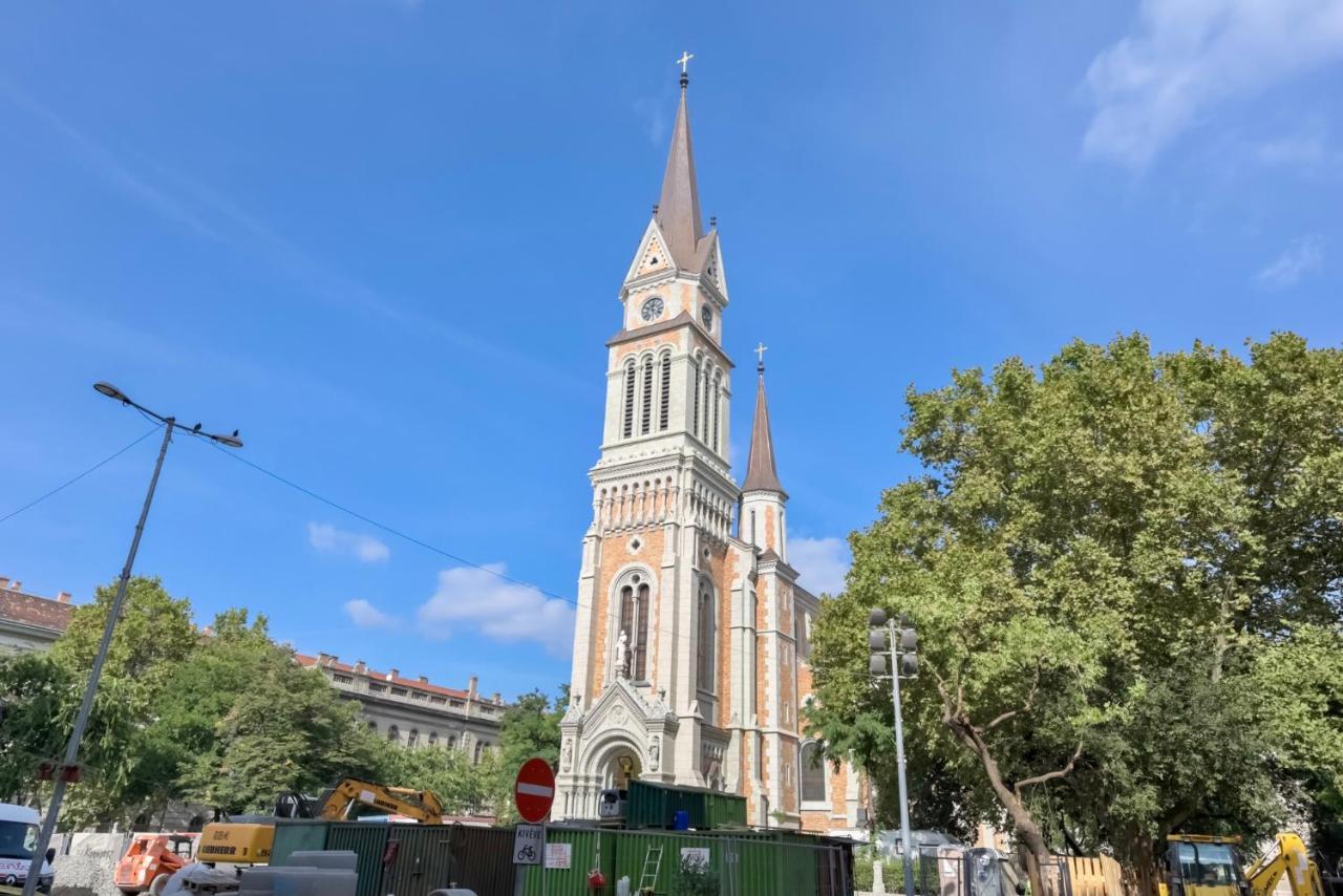 Corvina Apartment Budapest With Free Private Parking Extérieur photo